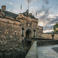 Buy canvas prints of Edinburgh Castle Left View by Eduardo Vieira