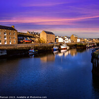 Buy canvas prints of Bonnie Burghead Harbour Sunset by Tom McPherson