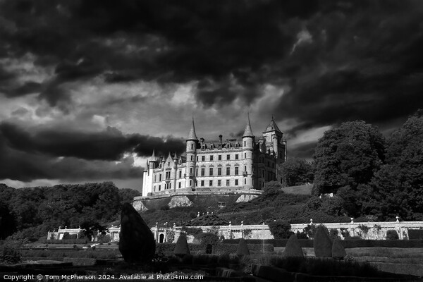 Dunrobin Castle Picture Board by Tom McPherson