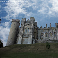 Buy canvas prints of Arundel Castle by Tom McPherson