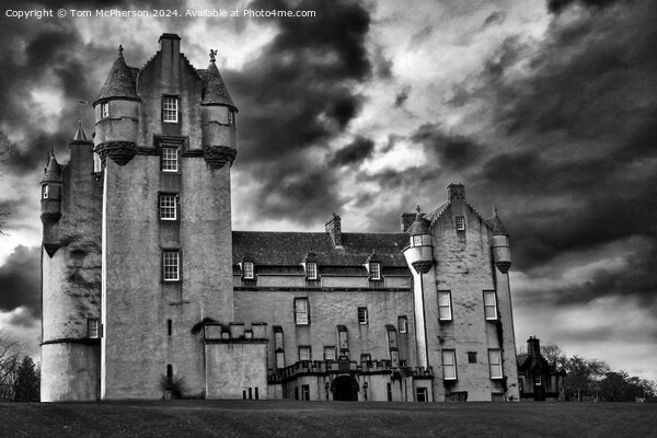 Fyvie Castle Picture Board by Tom McPherson
