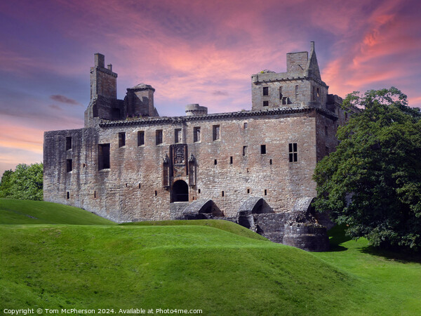 Linlithgow Palace Picture Board by Tom McPherson