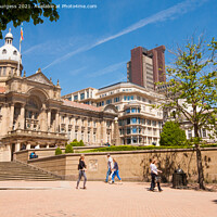 Buy canvas prints of Birmingham Town hall, England by Holly Burgess