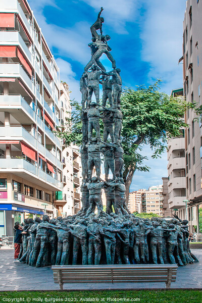 Monumento a Los Castellers  Picture Board by Holly Burgess