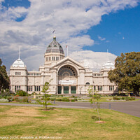 Buy canvas prints of Melbourne Museum Australia   by Holly Burgess