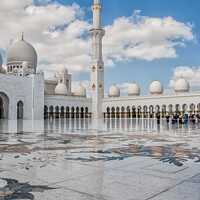 Buy canvas prints of Sheikh Zayed Grand golden Mosque Abu Dhabi  by Holly Burgess