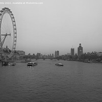 Buy canvas prints of London Eye by kathy white
