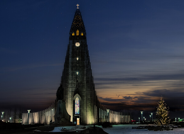 Hallgrimskirkja Church , Reykjavik Iceland Picture Board by kathy white