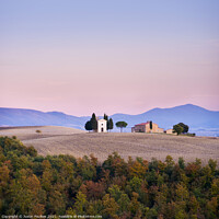 Buy canvas prints of The Chapel, Val d' Orcia, Tuscany, Italy by Justin Foulkes
