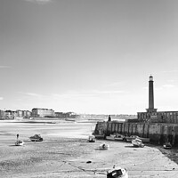 Buy canvas prints of The beach and Harbour Arm at Margate, Kent by Justin Foulkes