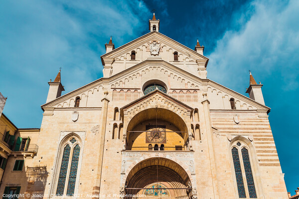 Main facade of the Verona Cathedral, illuminated by the sun. Picture Board by Joaquin Corbalan