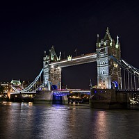 Buy canvas prints of Tower Bridge at night by Simon Rigby