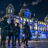 Buy canvas prints of Beatles Statue ,Cunard House by Stratus Imagery
