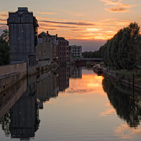 Buy canvas prints of Sunset over the River Avon Bath by Duncan Savidge