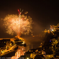 Buy canvas prints of Looe Fireworks from the Banjo pier in the night sky by Jim Peters