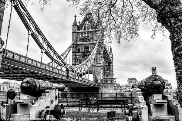 Tower Bridge - London Picture Board by Alessandro Ricardo Uva