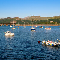 Buy canvas prints of Barmouth by Brenda Belcher