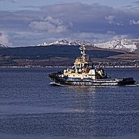 Buy canvas prints of Tug boat on the Clyde by Martin Smith