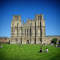 Buy canvas prints of Wells Cathedral, Wells by Maria Luisa Latorre