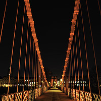 Buy canvas prints of The South Portland Street Suspension Bridge by Ronnie Reffin