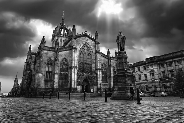 St Giles Cathedral Edinburgh BW Picture Board by Alison Chambers