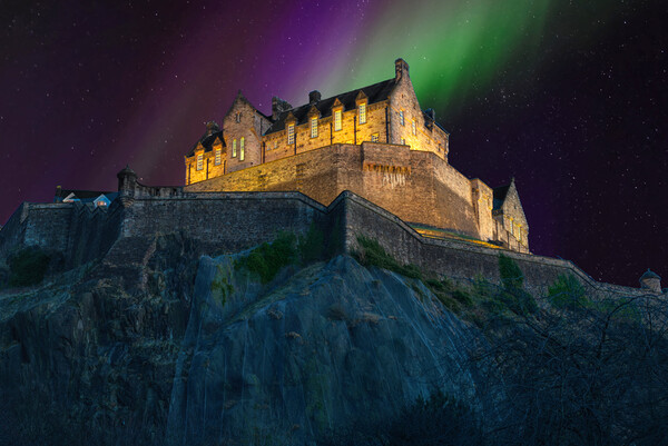 Edinburgh Castle Aurora Borealis  Picture Board by Alison Chambers