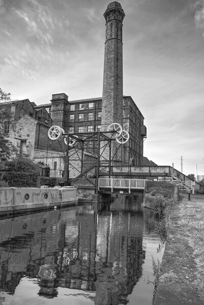 Huddersfield Broad Canal Picture Board by Alison Chambers