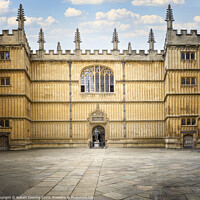 Buy canvas prints of Bodleian library at Oxford University by Robert Deering