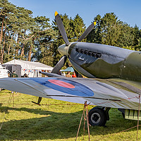 Buy canvas prints of A vintage WW2 Spitfire plane on display  by Chris Yaxley
