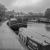 Buy canvas prints of River Great Ouse, Ely bw by Chris Yaxley