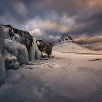 Buy canvas prints of Classic view of the Kirkjufell by Manuel Martin