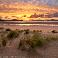 Buy canvas prints of Traigh Seilebost Sunset Isle of Harris Scotland by Barbara Jones