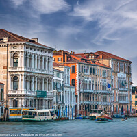 Buy canvas prints of Historic Venice by Viv Thompson