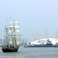 Buy canvas prints of Sailing out of London. by Paul Clifton