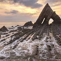 Buy canvas prints of Dramatic Stack by Si Betteridge