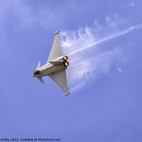 Buy canvas prints of Euro Fighter Typhoon by Rick Lindley