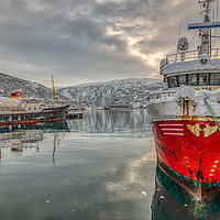 Buy canvas prints of Cold harbour by Clive Ingram