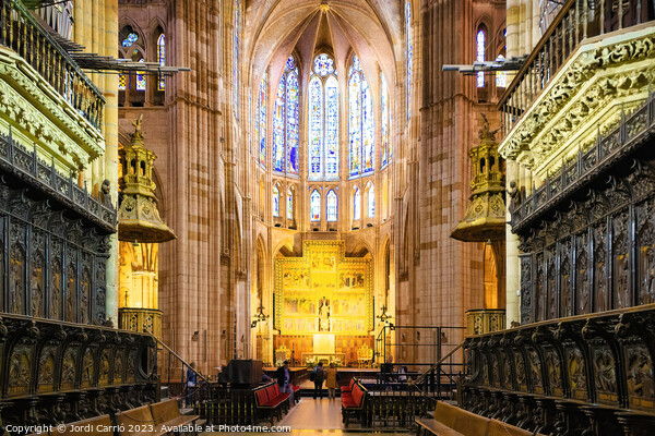Panoramic interior of the cathedral of León Picture Board by Jordi Carrio