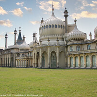 Buy canvas prints of Brighton Royal Pavilion by Simon Marlow