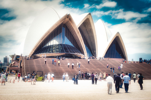 Sydney Opera House Canvas Print by federico stevanin