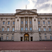 Buy canvas prints of Buckingham Palace by Luis Pina