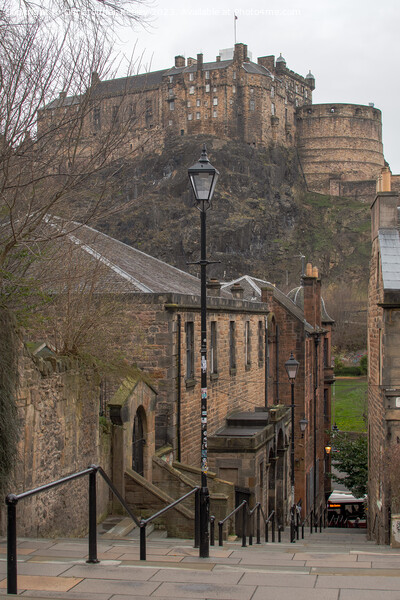 Edinburgh Castle from Vennel alleyway Picture Board by Christopher Keeley