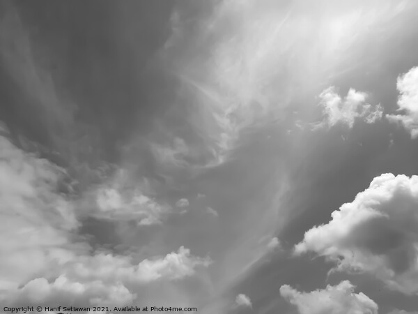 Fluffy cloud shape cloudscape in black and white. Picture Board by Hanif Setiawan