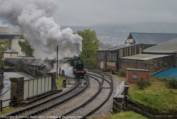 Leaving Keighley in the rain Picture Board by Richard Perks