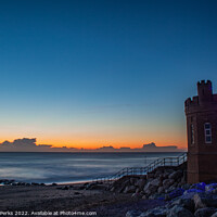 Buy canvas prints of Withernsea daybreak by Richard Perks