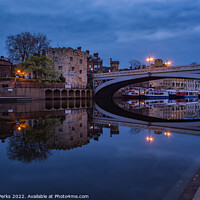 Buy canvas prints of Captivating Reflections of York by Richard Perks