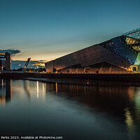 Buy canvas prints of Gateway to Hull by Richard Perks