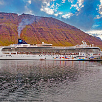 Buy canvas prints of Norwegian Star Cruise Liner  by chris hyde