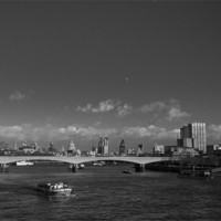 Buy canvas prints of London Skyline Night by David French