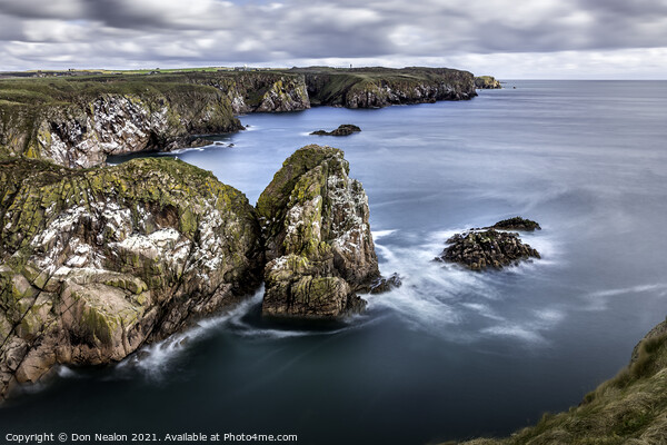 Majestic Granite Sea Cliff, Cairn-na-hilt Picture Board by Don Nealon